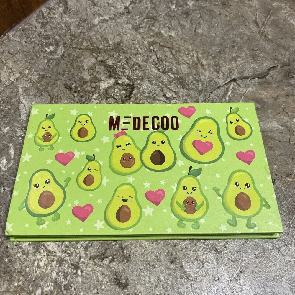 Avocado Eyeshadow Palette Medecoo‎ Bold Glitter Shimmer Greens & More!